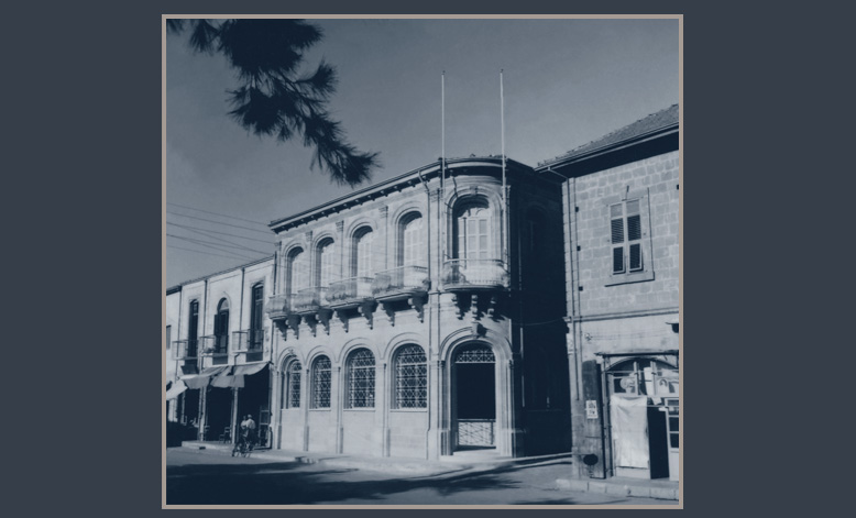 1943-1-1-1 1943-1-1-1